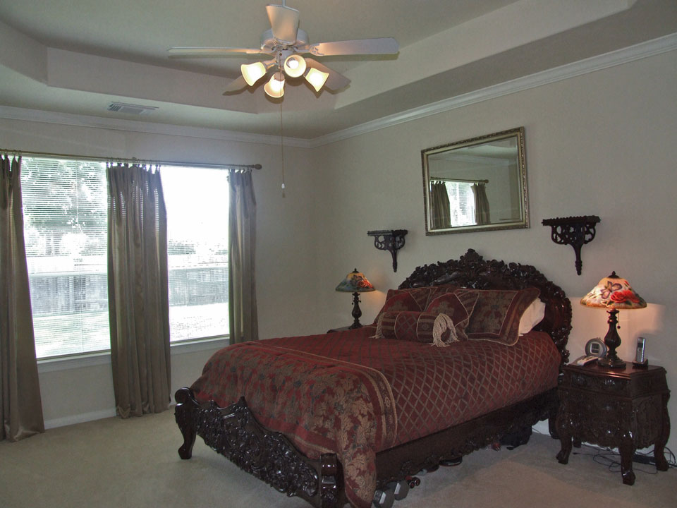 Master Bedroom of FSBO in Oakhurst at Kingwood TX
